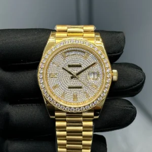 Day Date Yellow Gold Pave Diamond Dial   Diamond Bezel  President Bracelet