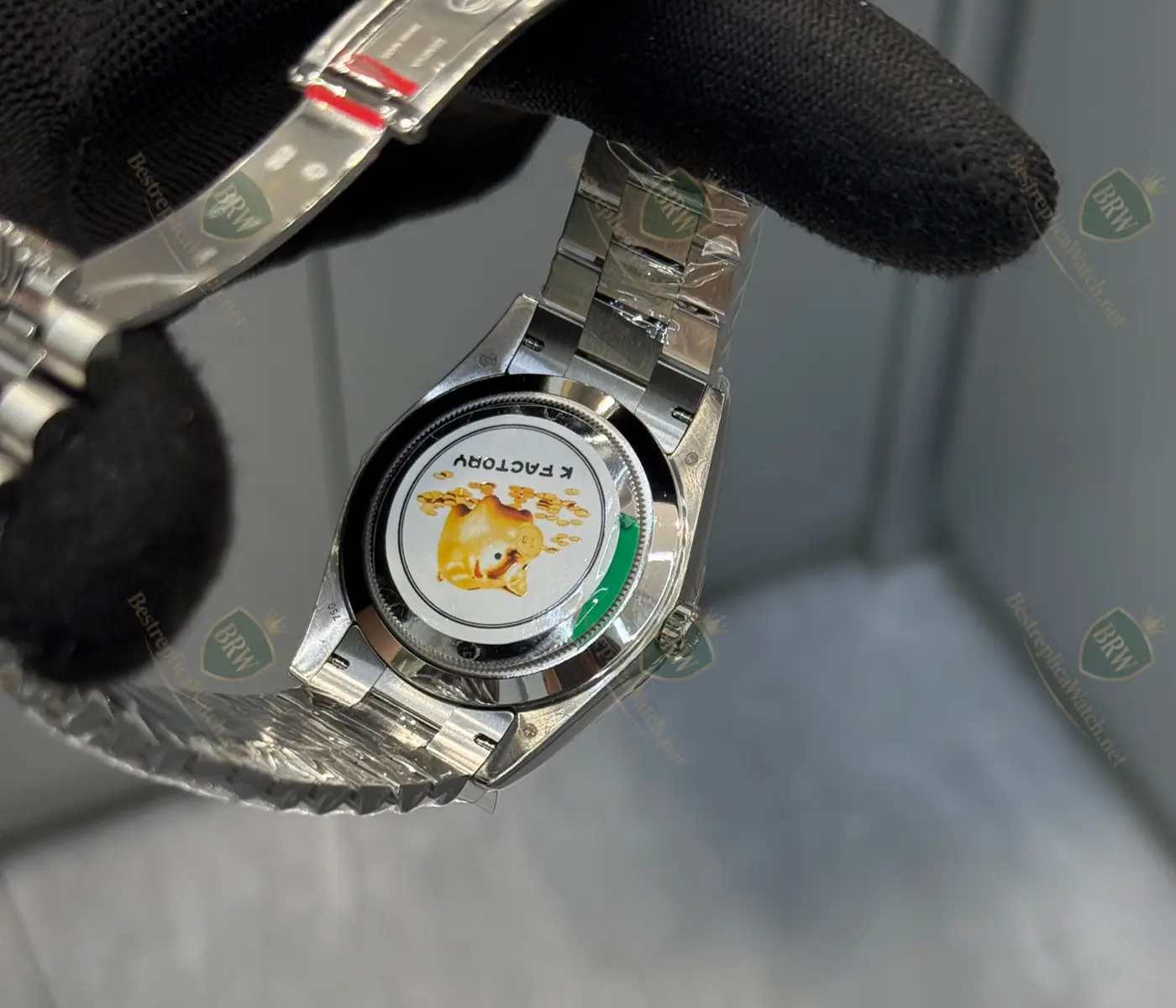 Ice Blue Dial Fluted Bezel President Bracelet Luxury Watch - Image 7