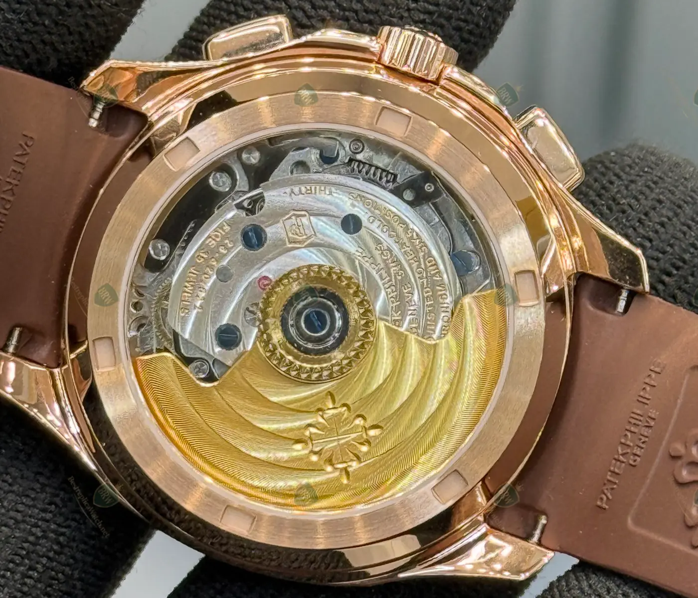 Patek Philippe Aquanaut Chronograph 5968R 001 18K rose gold brown dial edition - Image 8