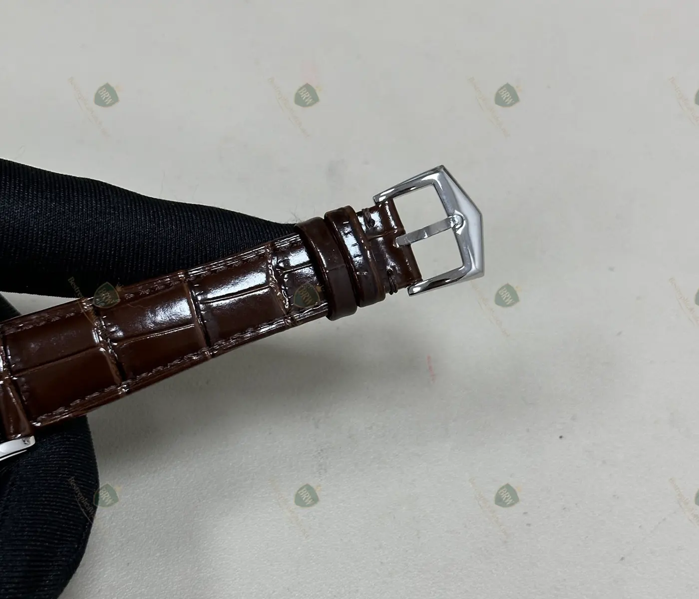 Patek Philippe Calatrava Ref 5127G 18K white gold cream enamel dial vintage style dress watch edition - Image 3