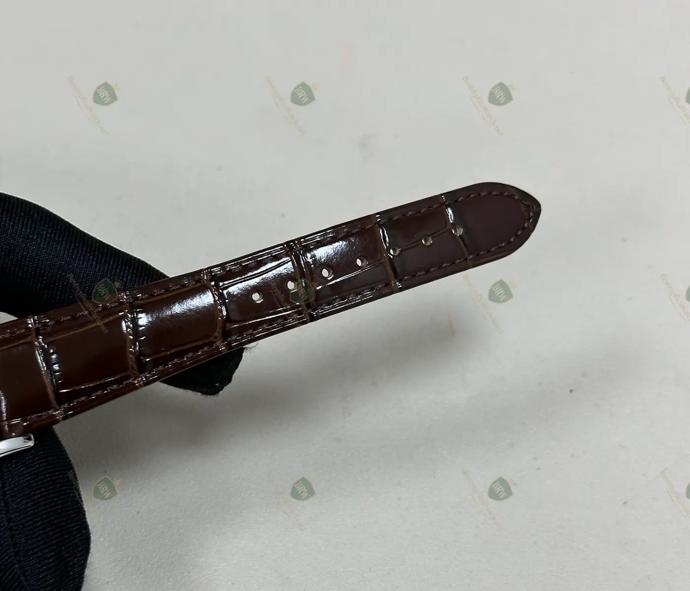 Patek Philippe Calatrava Ref 5127G 18K white gold cream enamel dial vintage style dress watch edition - Image 4