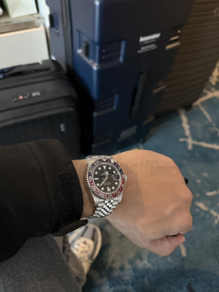 Richard Mille RM 67 02 Automatic white Quartz TPT blue rubber strap variant photo review