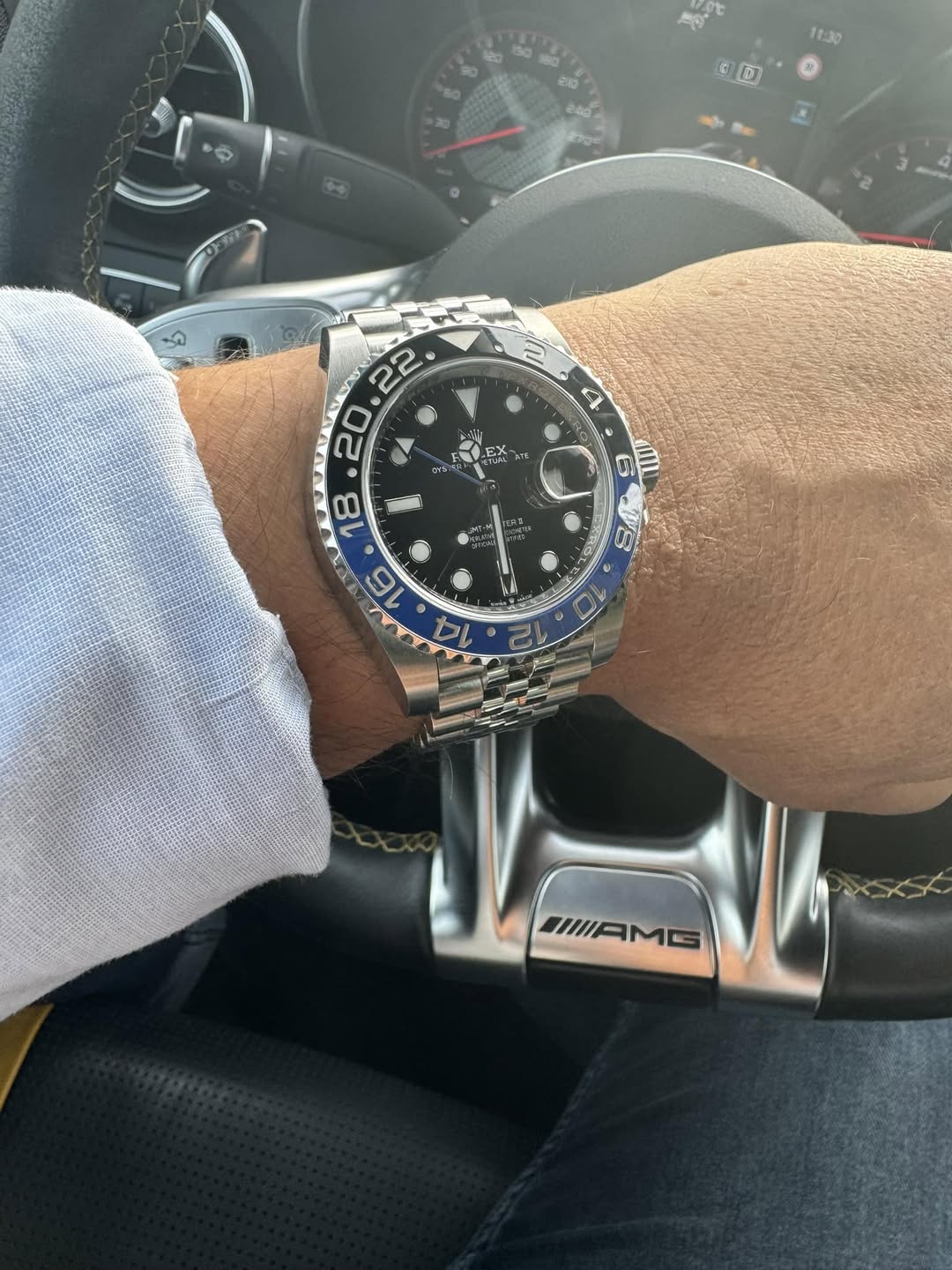 Richard Mille RM 67 02 Automatic white Quartz TPT blue rubber strap variant photo review