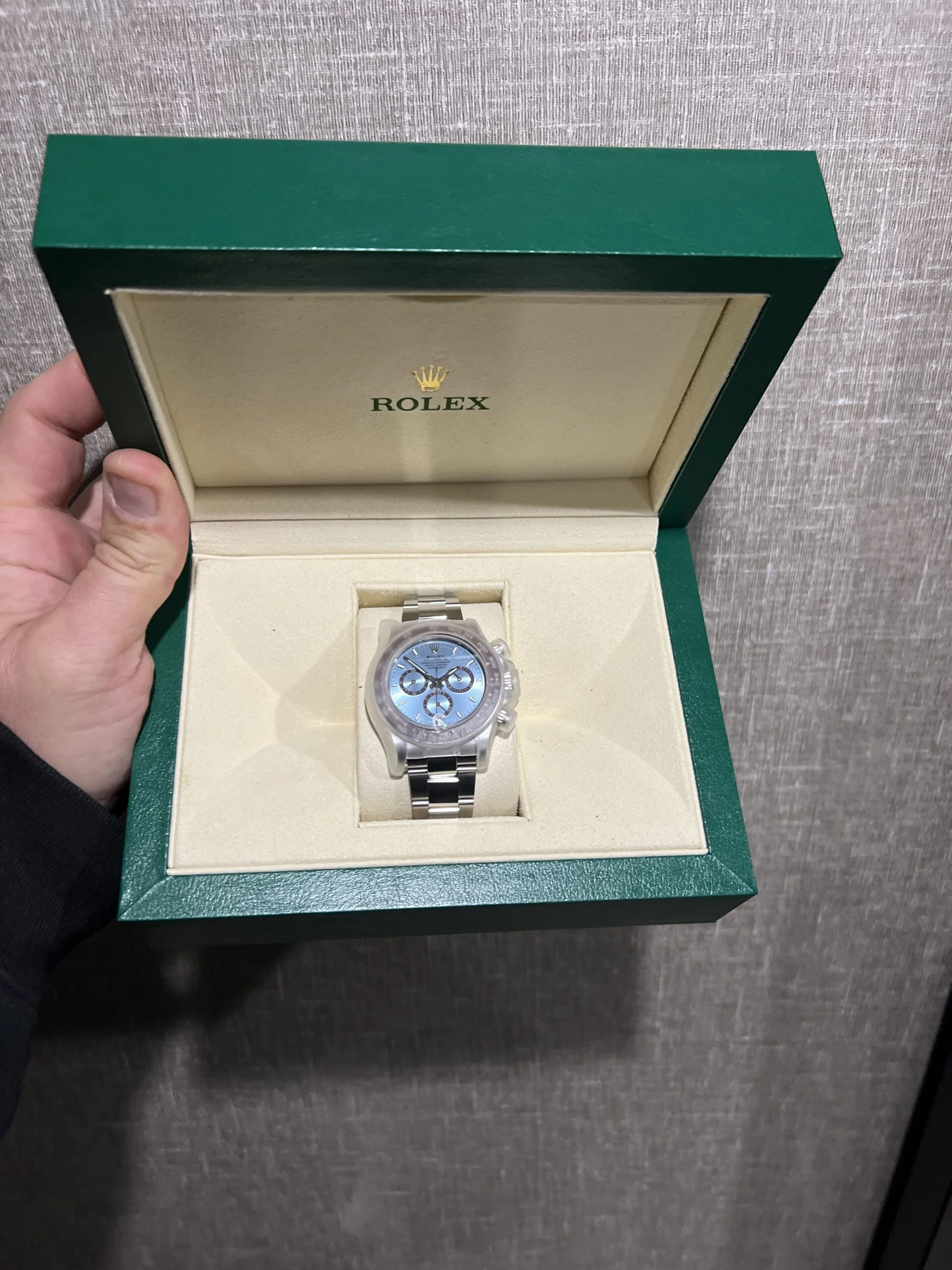 Richard Mille RM 67 02 Automatic white Quartz TPT blue rubber strap variant photo review