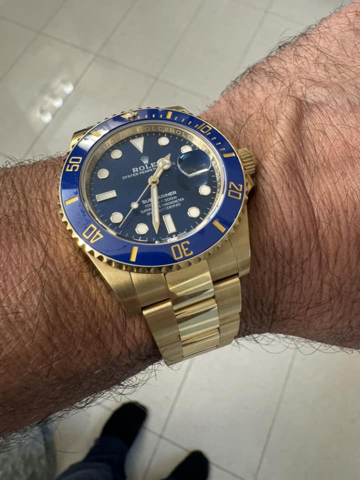 Richard Mille RM 67 02 Automatic white Quartz TPT blue rubber strap variant photo review