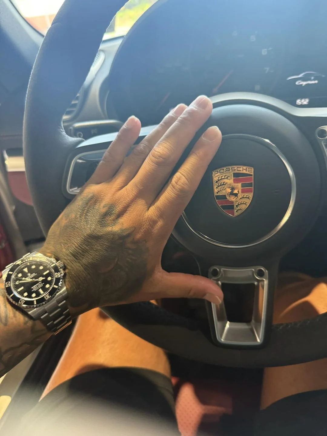 Richard Mille RM 67 02 Automatic white Quartz TPT blue rubber strap variant photo review