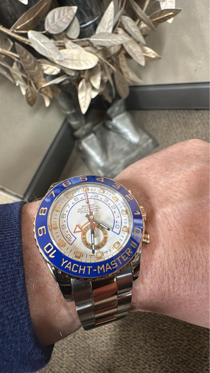 Richard Mille RM 67 02 Automatic white Quartz TPT blue rubber strap variant photo review