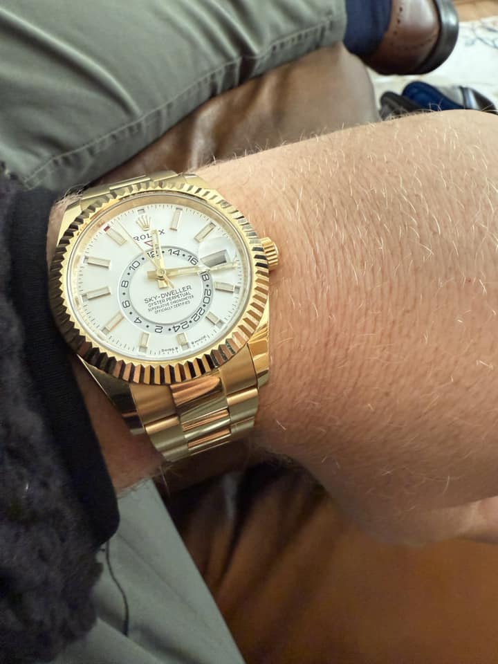 Richard Mille RM 67 02 Automatic white Quartz TPT blue rubber strap variant photo review